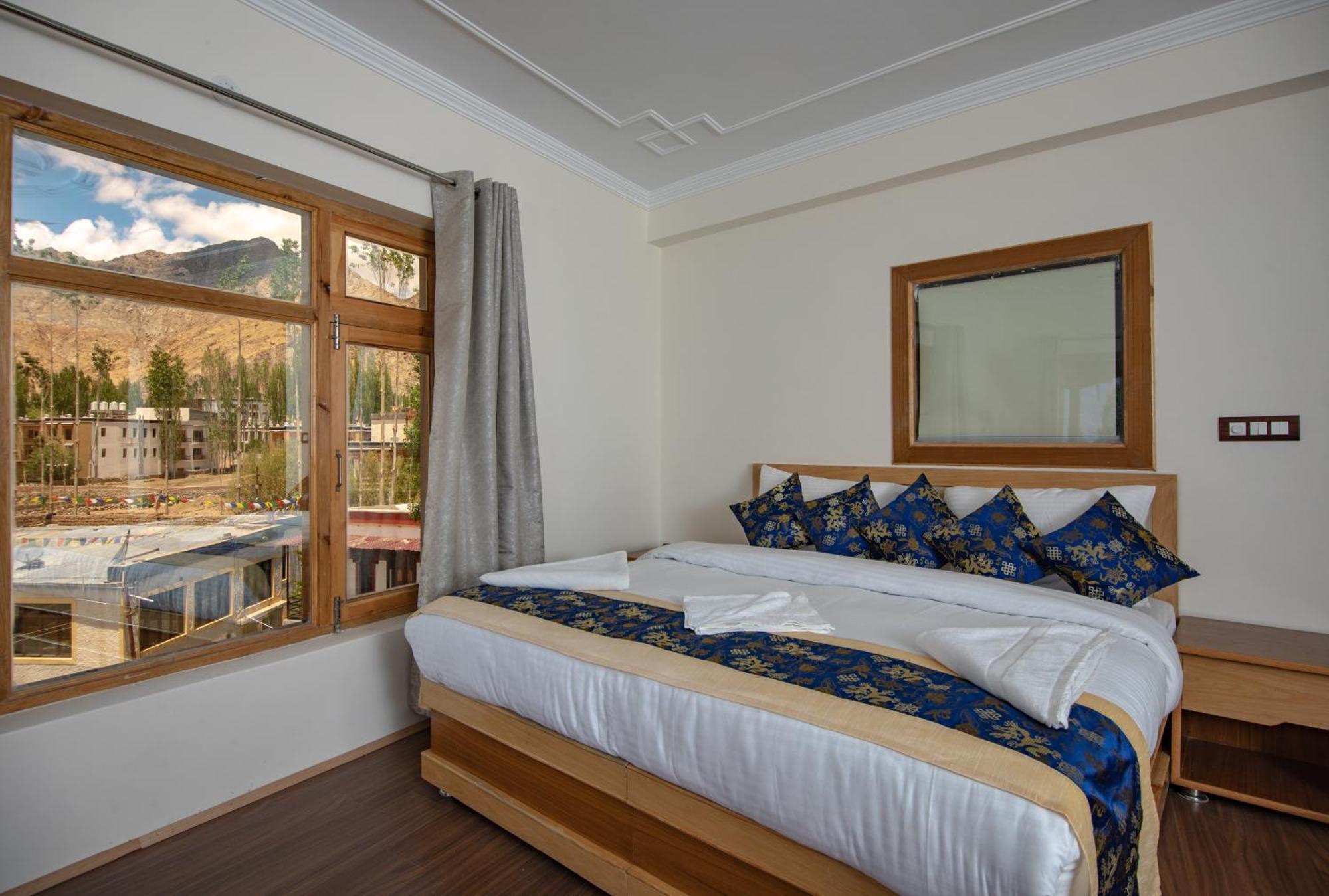 The Nangsay Hotel 레 외부 사진